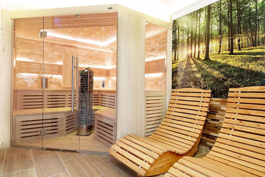 Hotel Potsdam Katharinenholz Sauna – Ruheliegen und Saunakabine